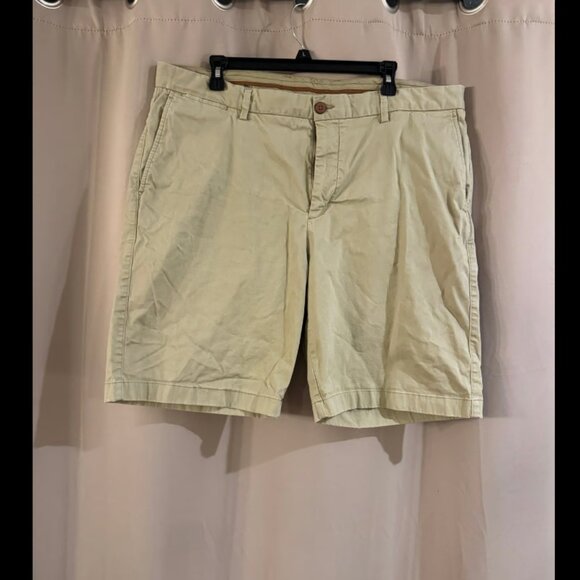 Men’s Tommy Bahama Tan Shorts - Picture 1 of 6